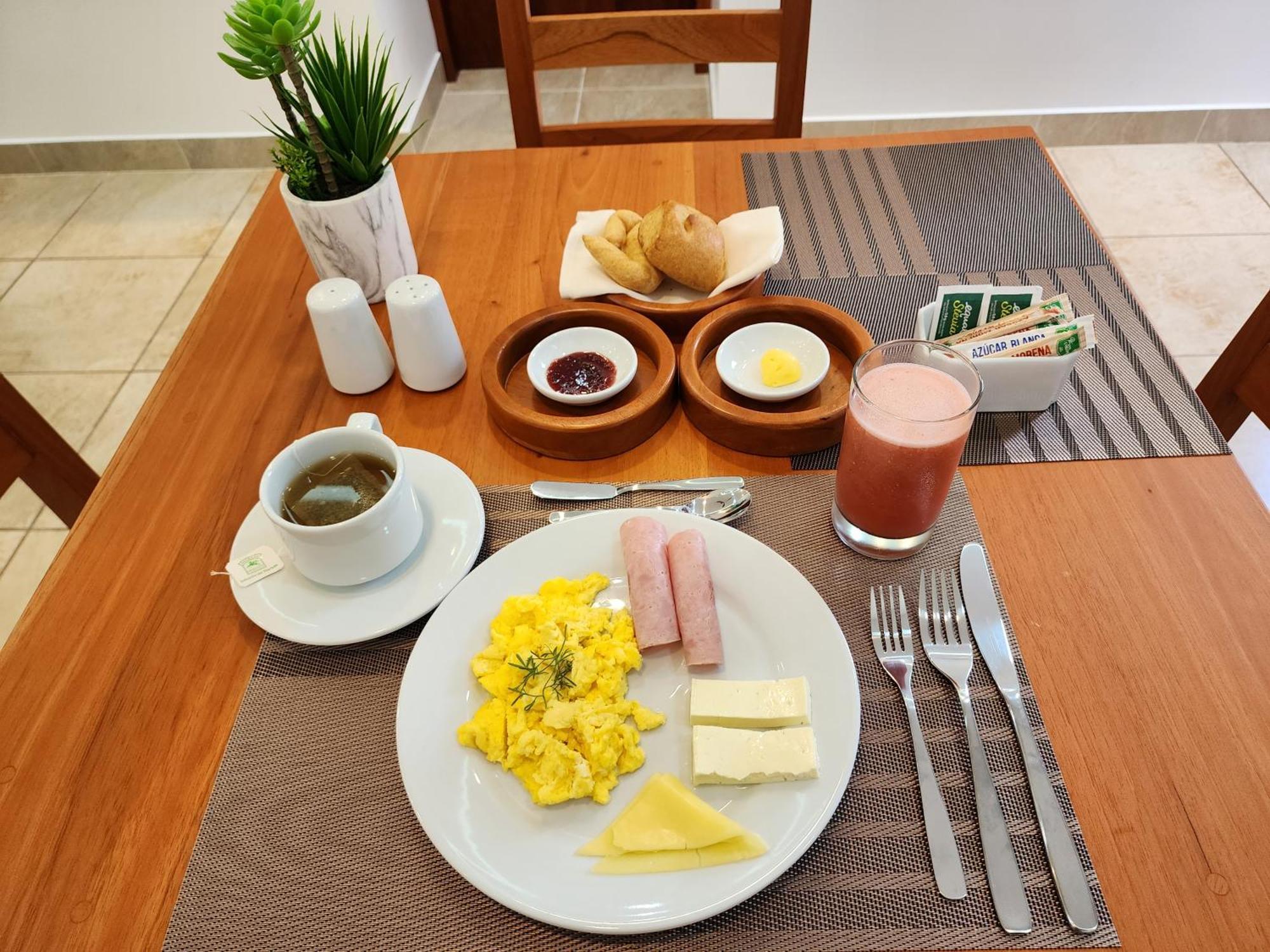 Casa Galapagos By Hostal Fragata بويرتو أيورا المظهر الخارجي الصورة
