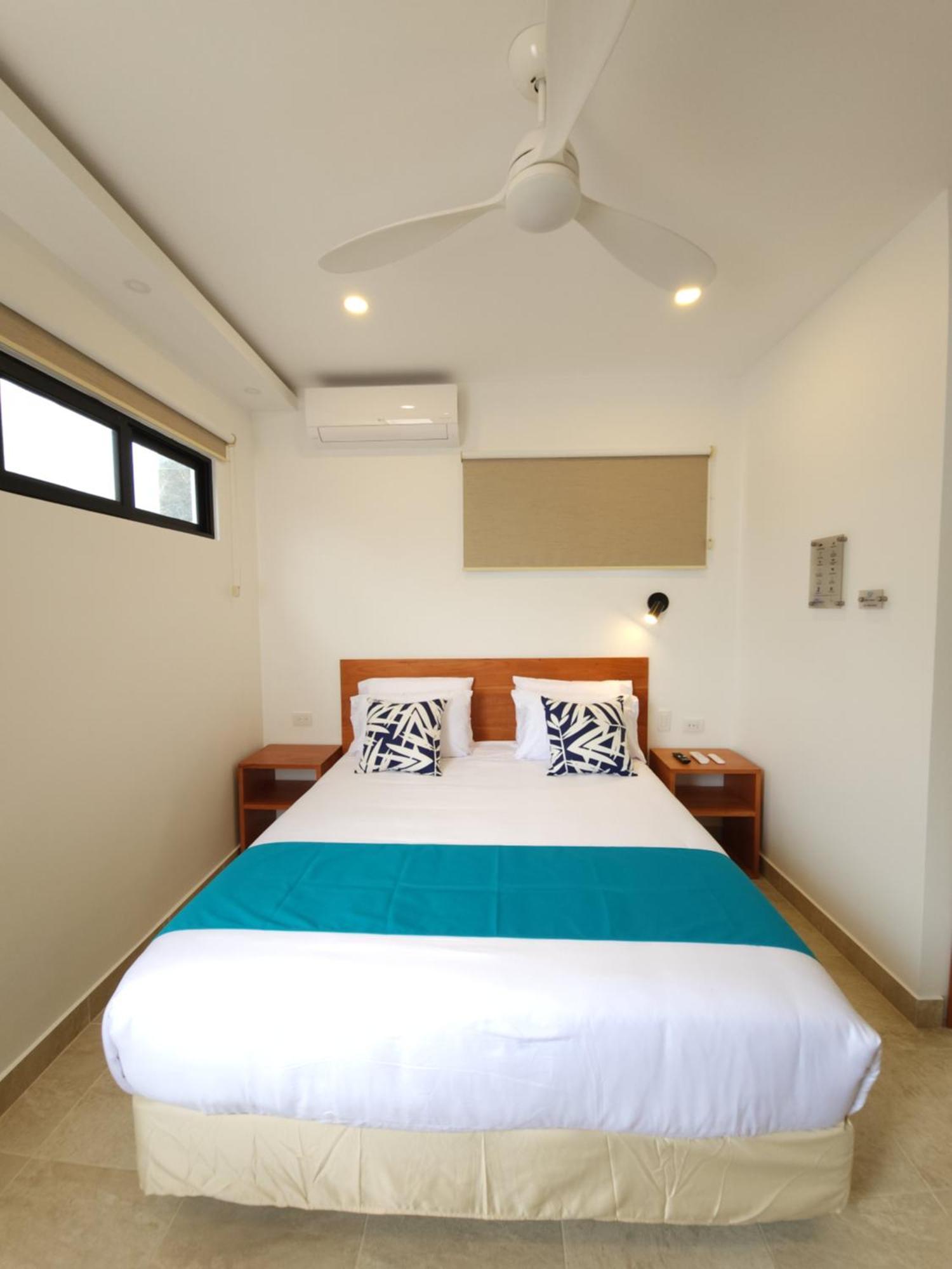 Casa Galapagos By Hostal Fragata بويرتو أيورا المظهر الخارجي الصورة