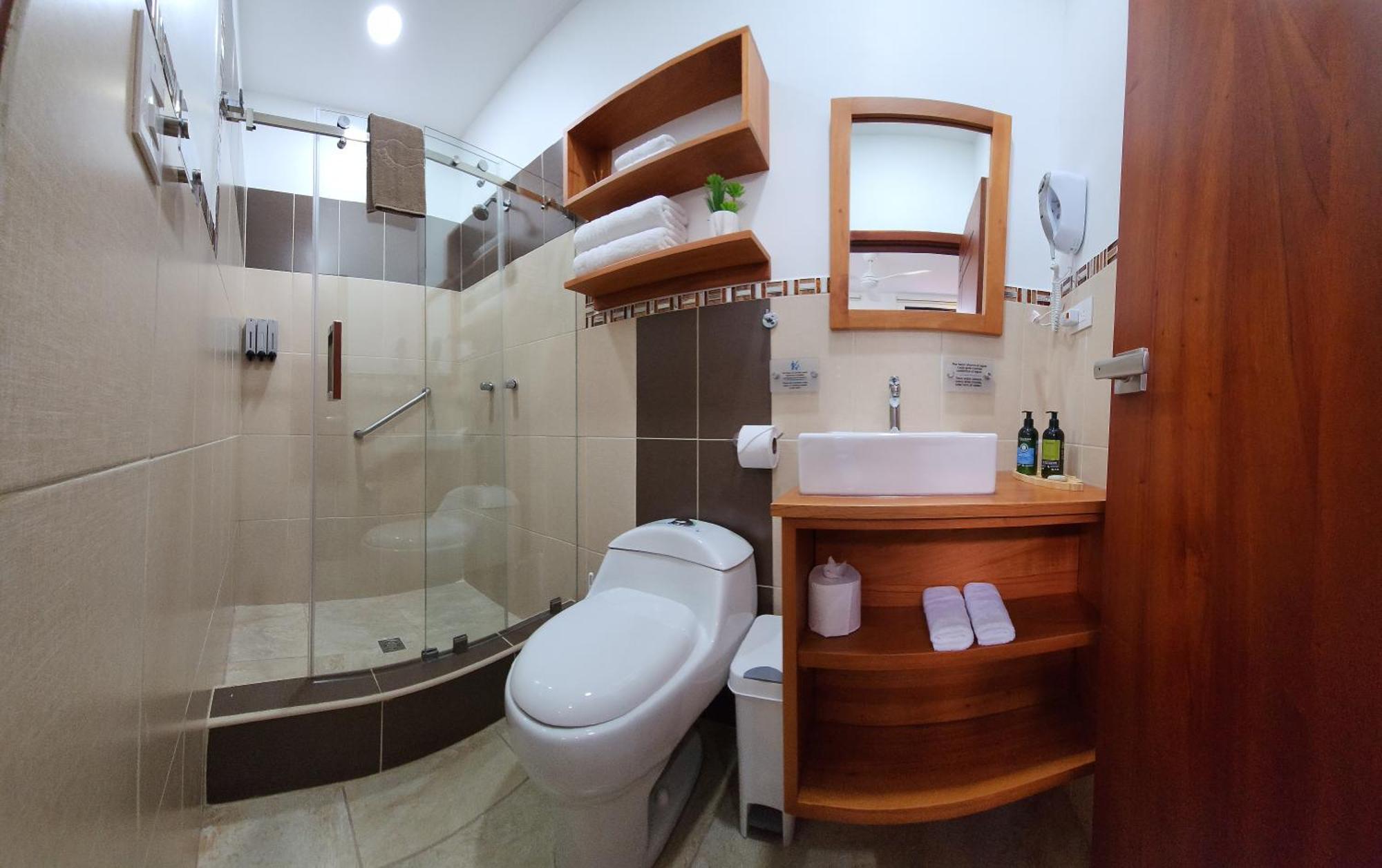 Casa Galapagos By Hostal Fragata بويرتو أيورا المظهر الخارجي الصورة